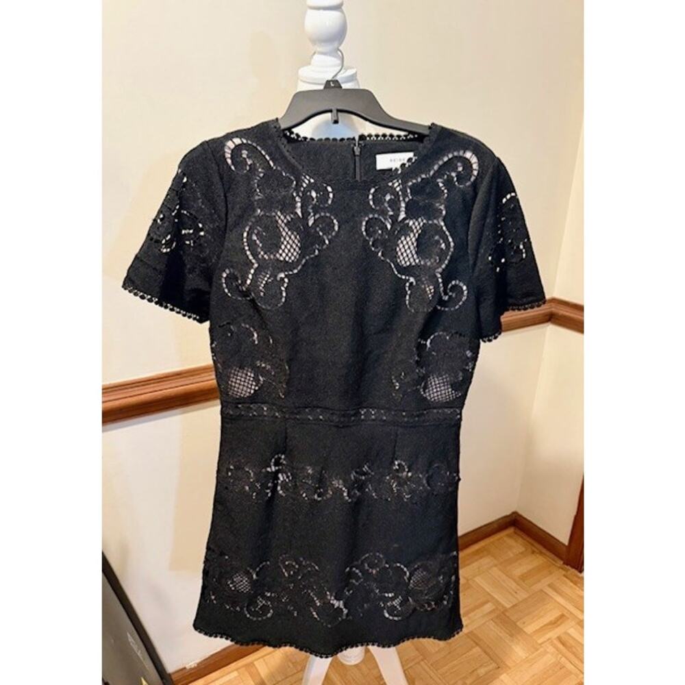 Reiss Black Lace Mini Dress Size 10 Sheer Overlay Elegant Cocktail - Picture 2 of 5